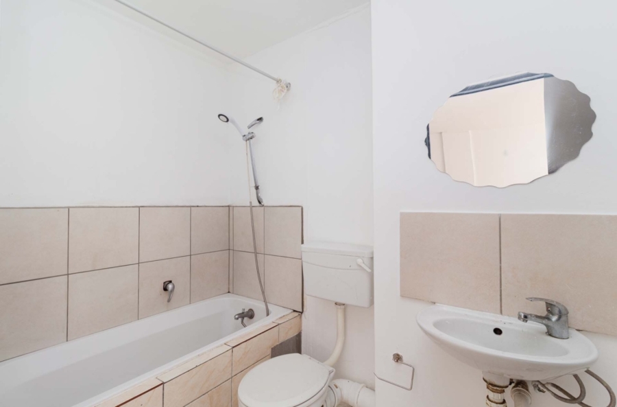 2 Bedroom Property for Sale in Townsend Estate Western Cape